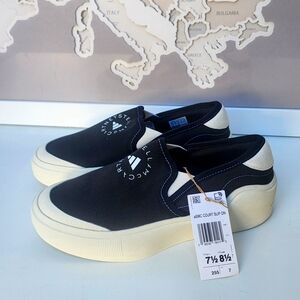 NWTAdidas Stella McCartney Court Slip On Core Black/White HP2772 Womens Size 7.5